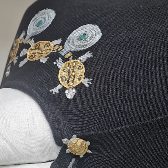 Turtle wareble  art hand painted Cardigan size Medium - Picture 16 of 17